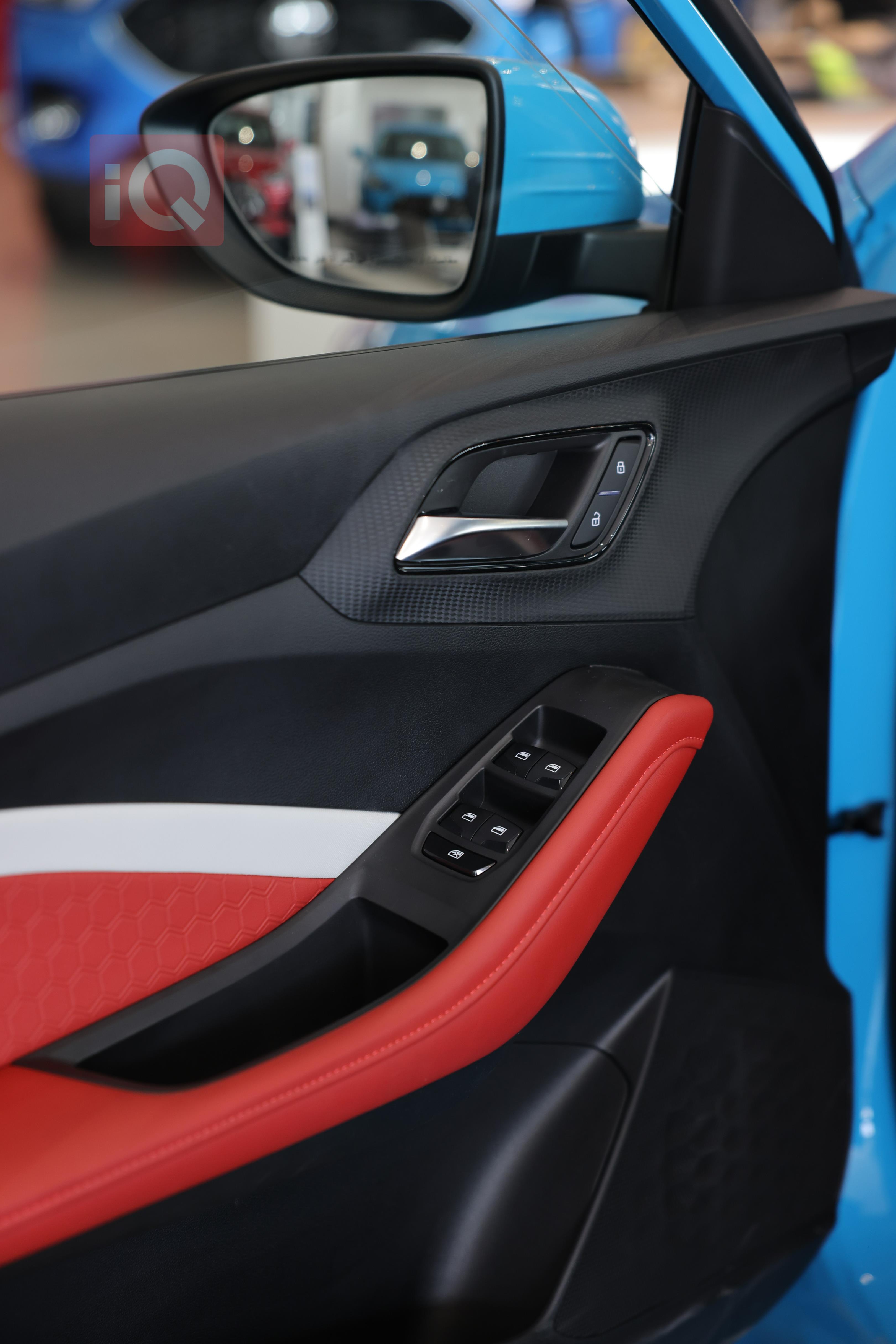https://cdn.iqcars.ioimg-15.JPG